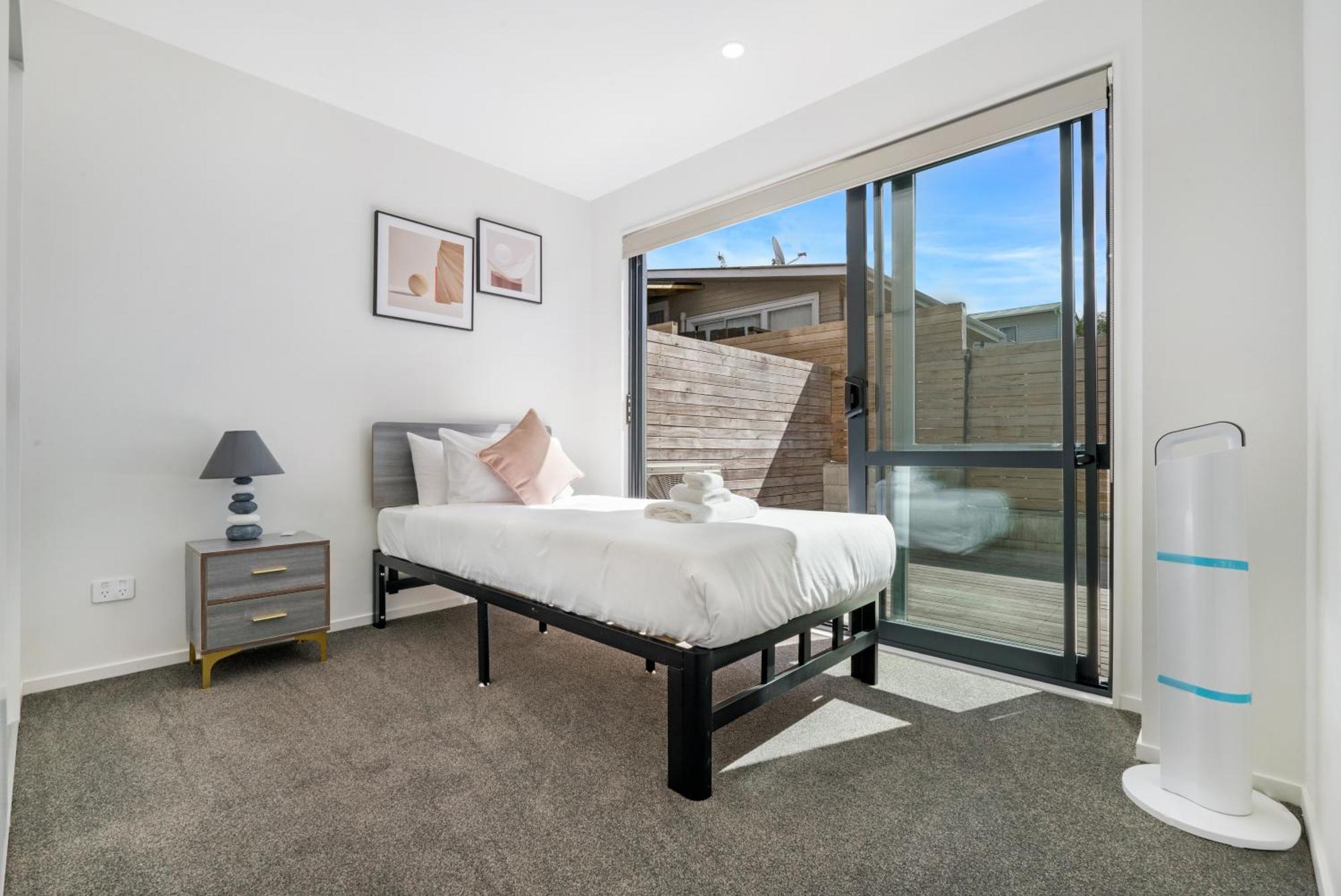 Your Home Away From Home Located Near Auckland Cbd Экстерьер фото
